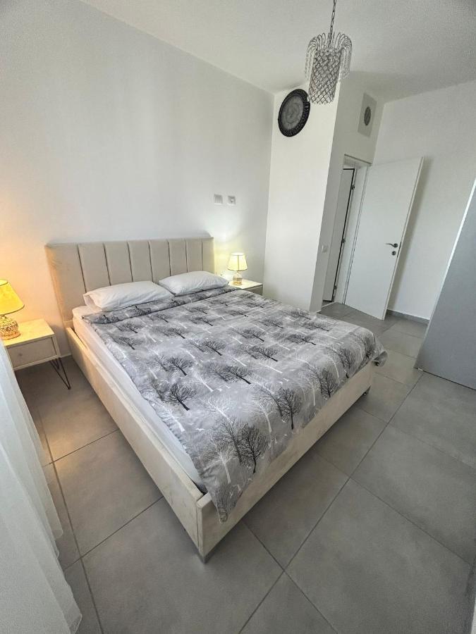 Panorama Apartment " City Garden " 巴特亚姆 外观 照片