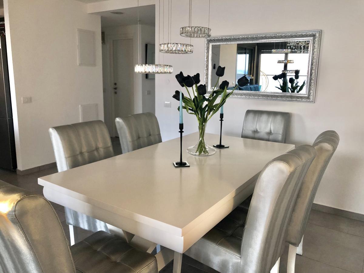 Panorama Apartment " City Garden " 巴特亚姆 外观 照片